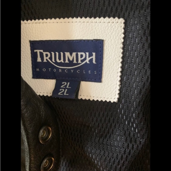 Women’s leather Triumph Jacket - Picture 2 of 9